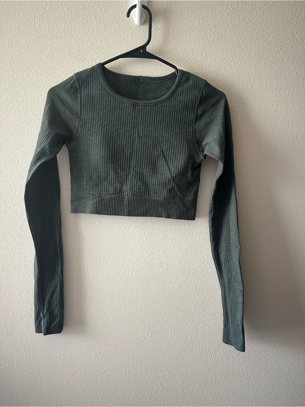 Lululemon Ebb to Street Long Sleeve Shirt
Smoked Spruce W3DZNS with pads size 4 - Picture 2 of 8